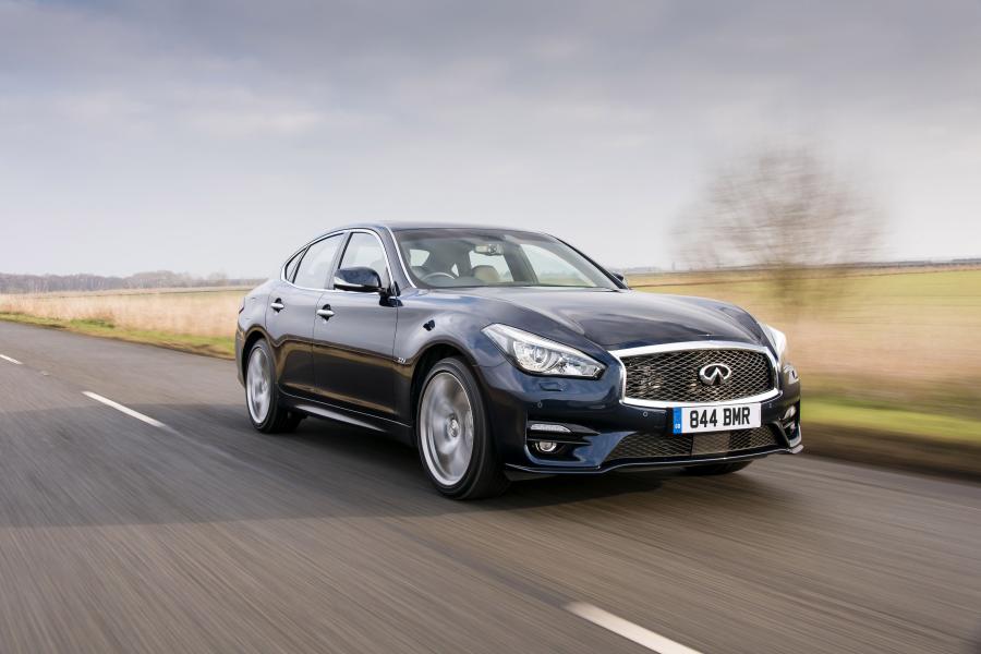  Infiniti Q70 S 2015 года  (UK) (фото 3 из 21)